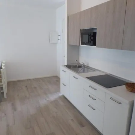 Διαμέρισμα Ideal Getaway Flat With Pool And Parking *