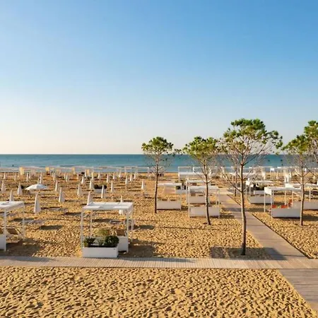 Ideal Getaway Flat With Pool And Parking * Μπιμπιόνε